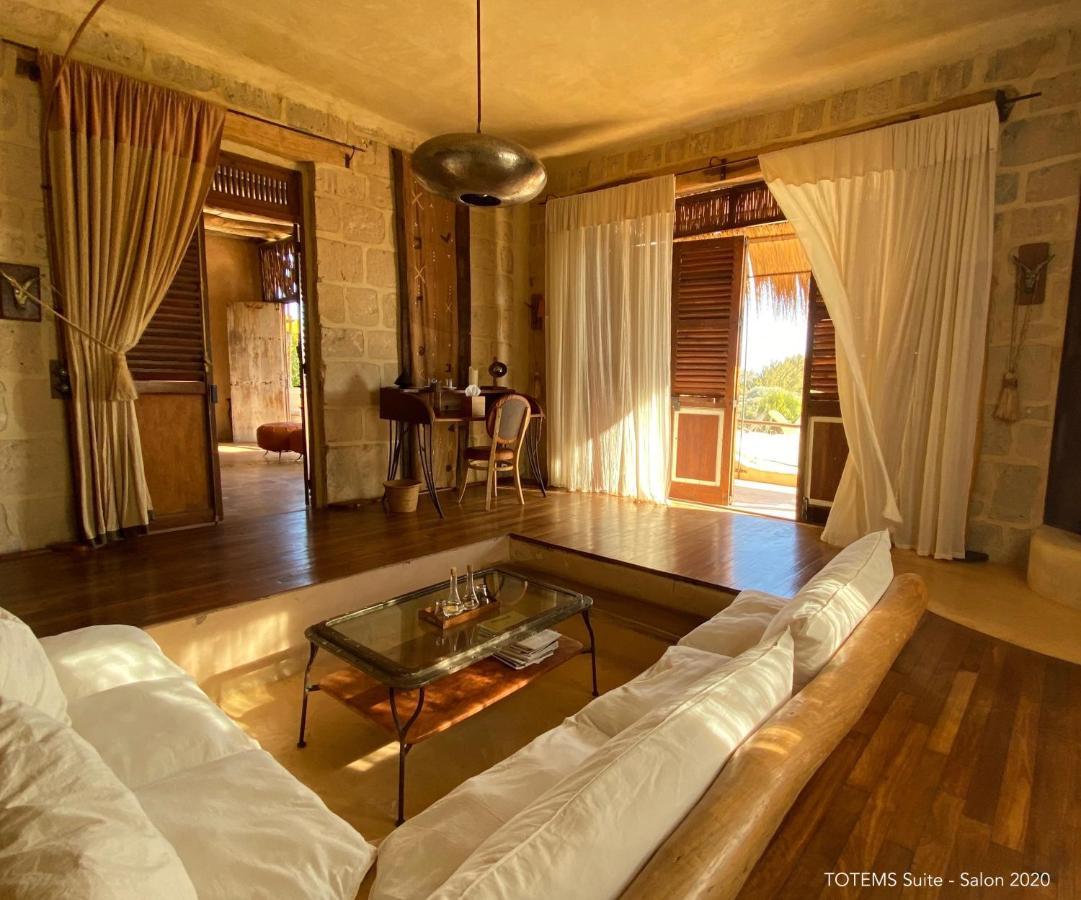 Bakuba Lodge - Le petit hôtel du Voyageur Ankilibe Extérieur photo