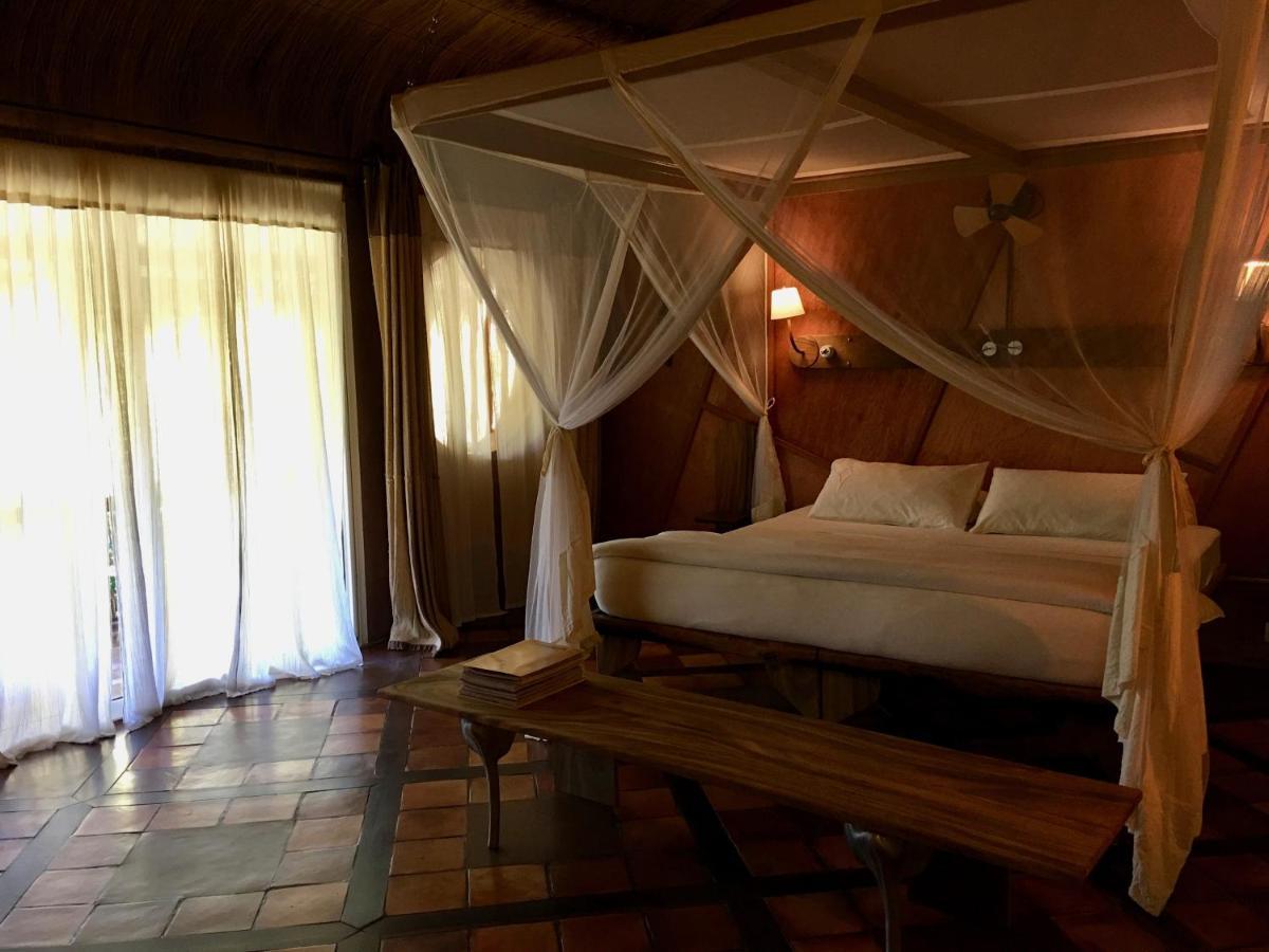 Bakuba Lodge - Le petit hôtel du Voyageur Ankilibe Extérieur photo